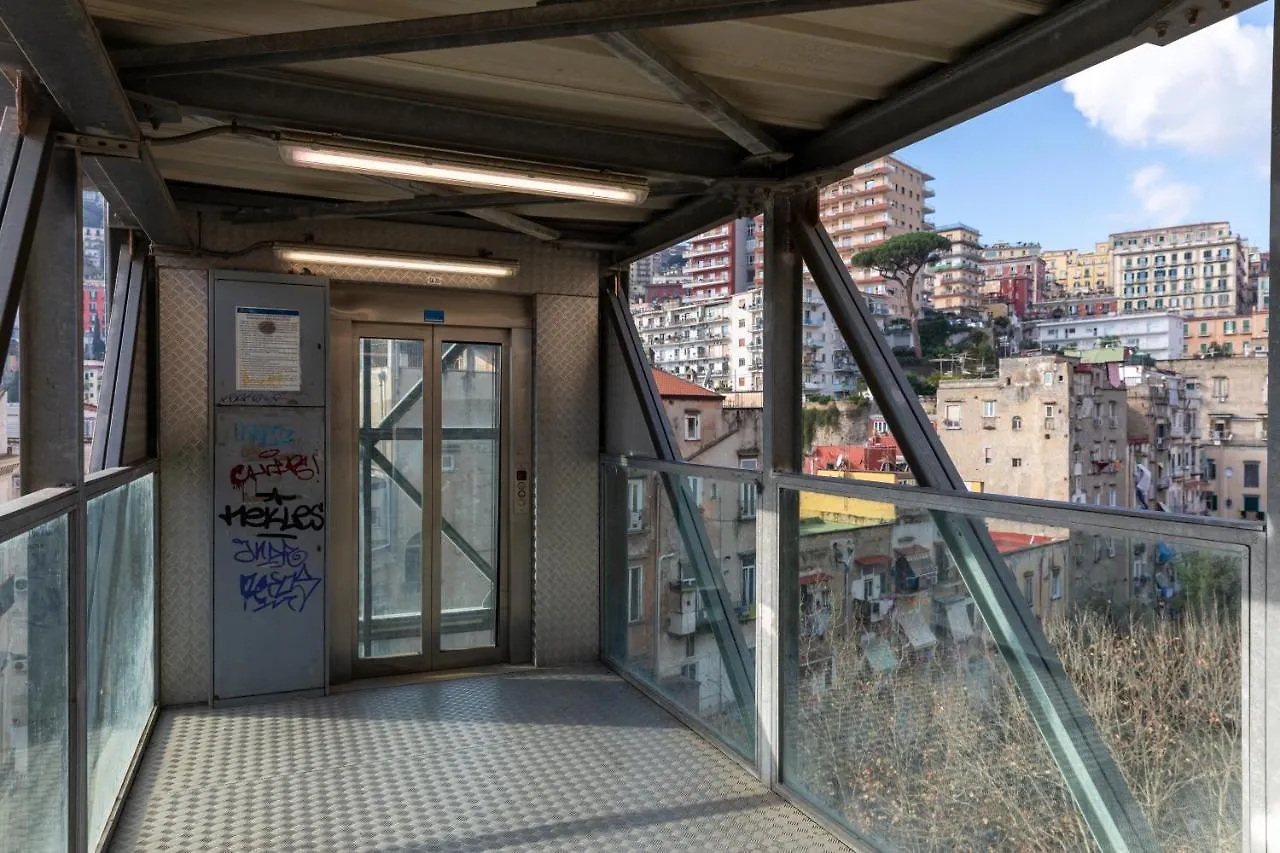 Apartment With Sea View With 2 Lifts Above Montesanto! Naples 0*,