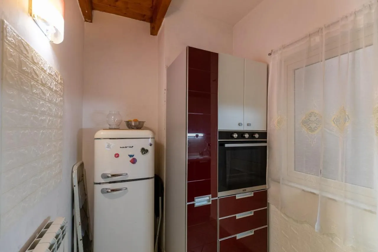 Apartment With Sea View With 2 Lifts Above Montesanto! Naples Italy